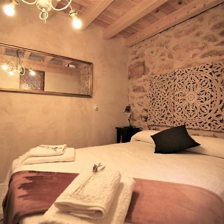 Wabisabi Townhouse Villa Montejo de la Vega de la Serrezuela Kültér fotó