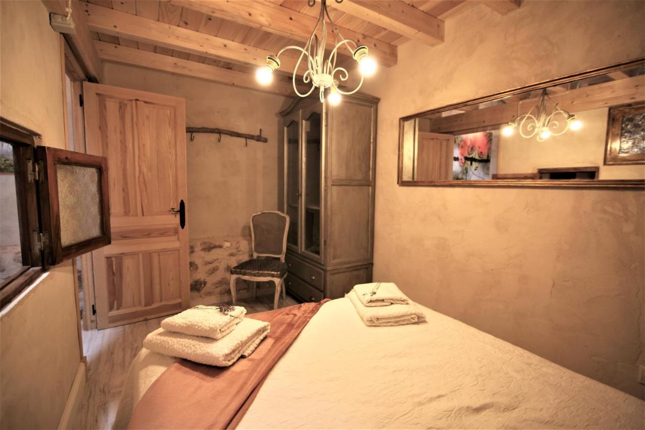 Wabisabi Townhouse Villa Montejo de la Vega de la Serrezuela Kültér fotó